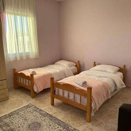 Hostel Rinas Eksteriør bilde