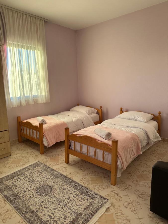 Hostel Rinas Eksteriør bilde